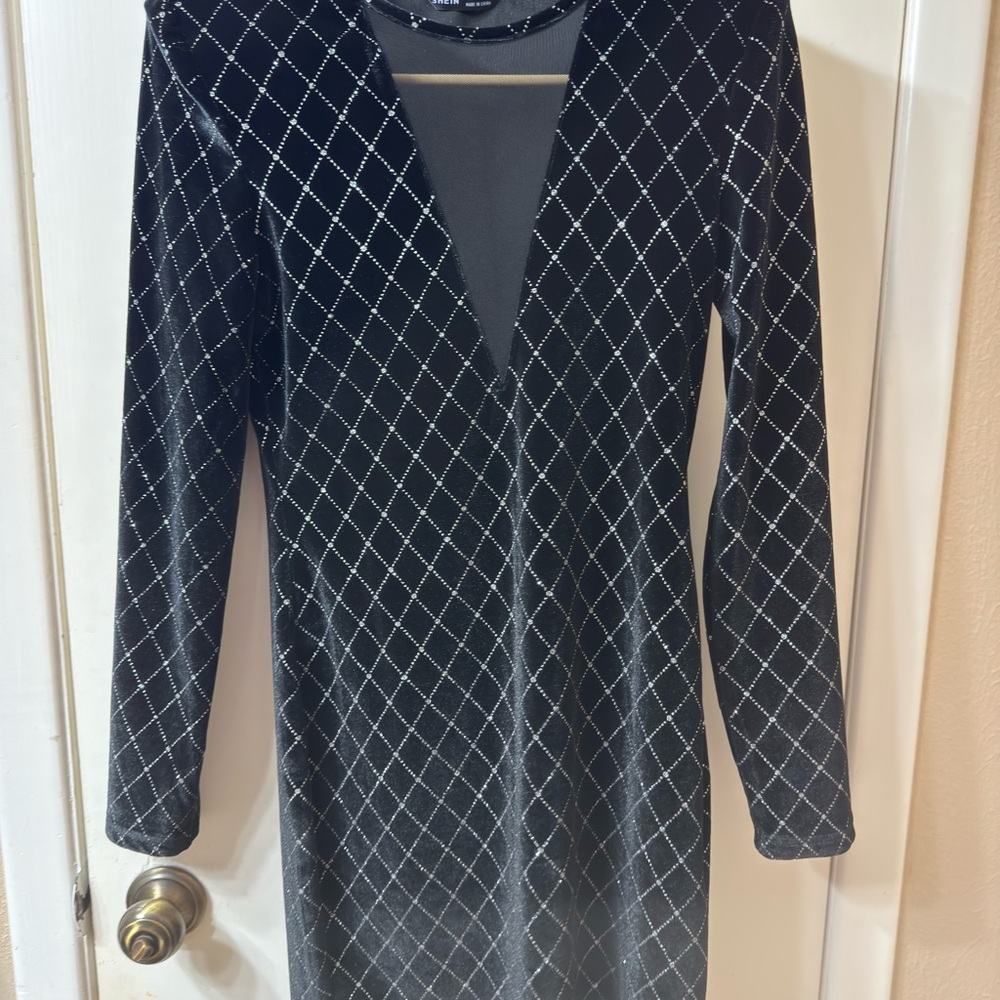 SHEIN Black Long Sleeve Dress with Silver Diamond Pattern